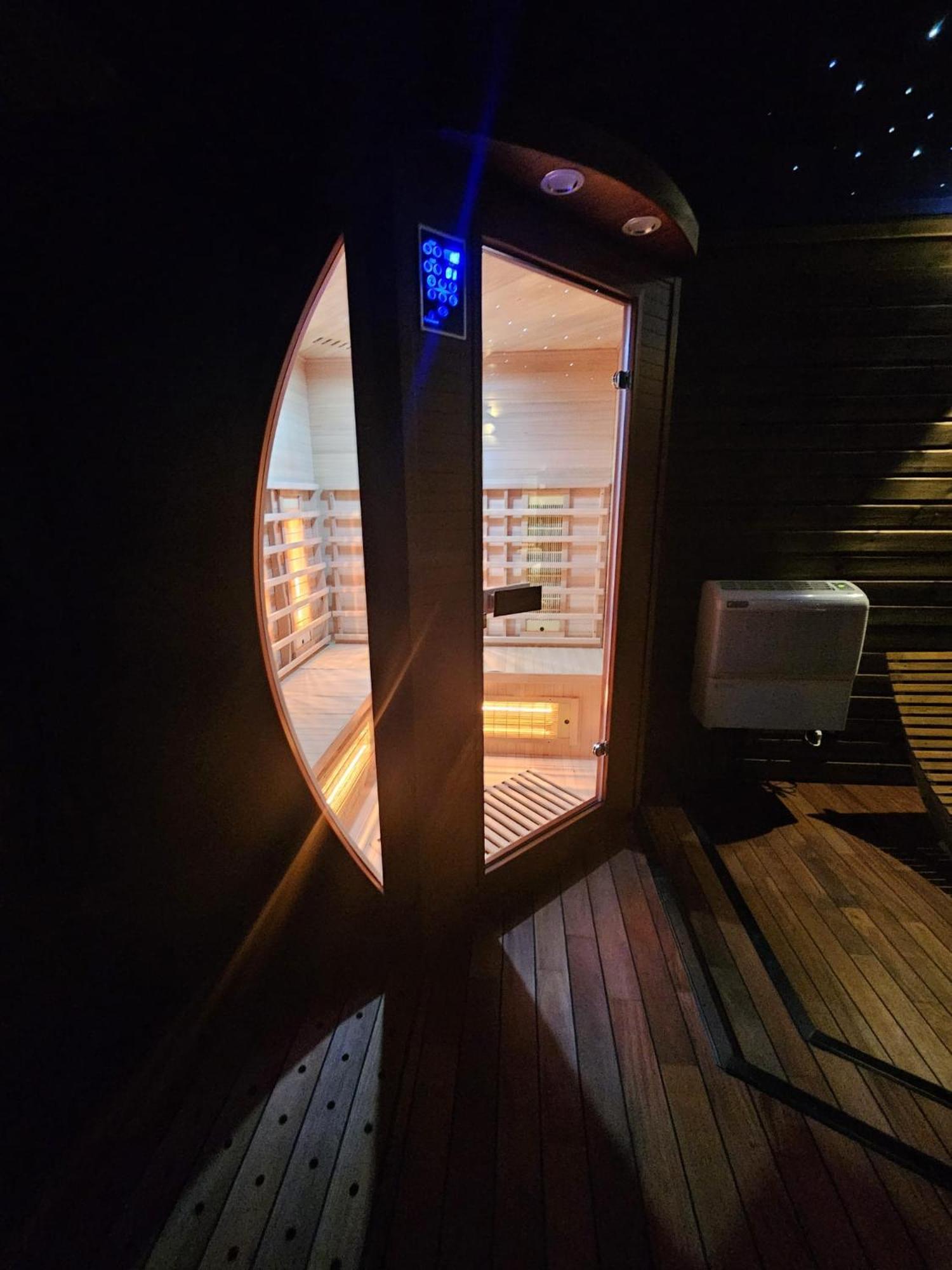 Le Chalet Loft Spa Calais Buitenkant foto