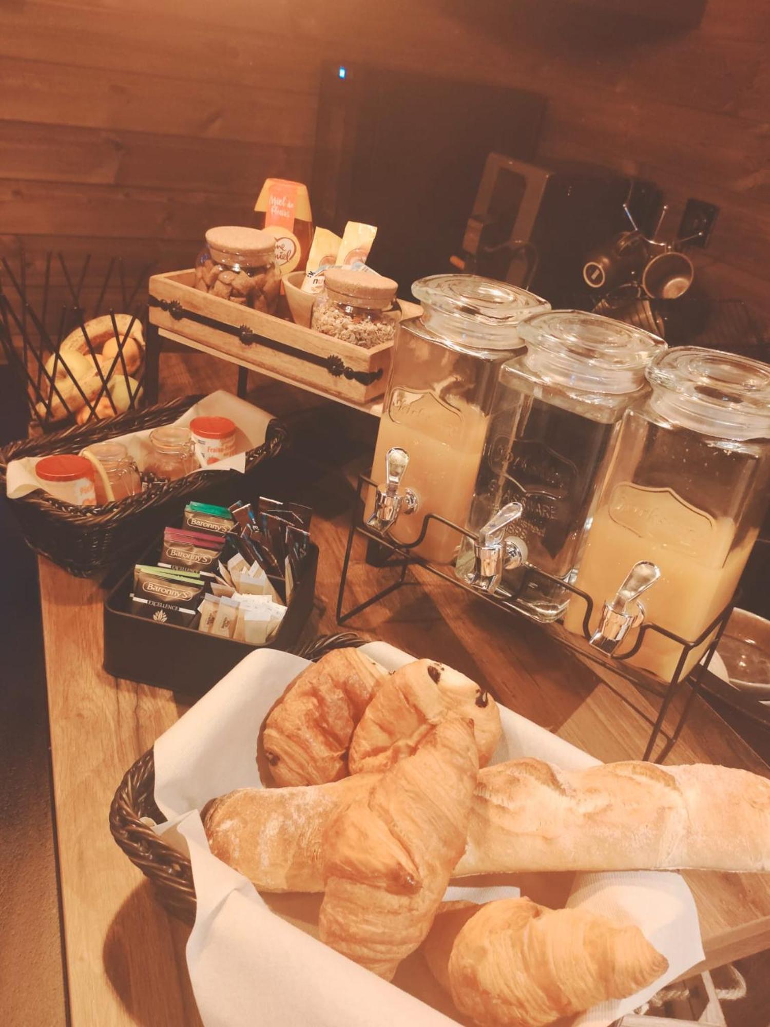 Le Chalet Loft Spa Calais Buitenkant foto